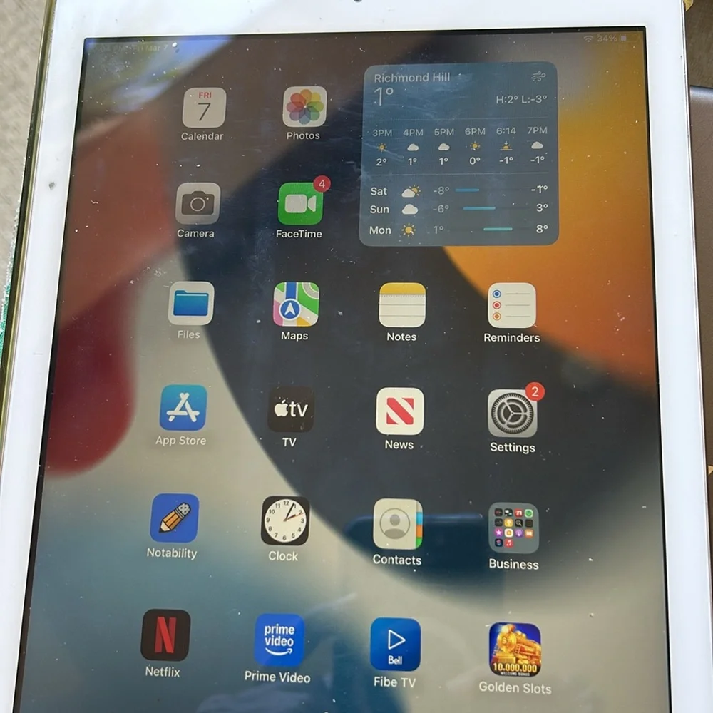 iPad 5th Generation 32gb - Excellent Condition